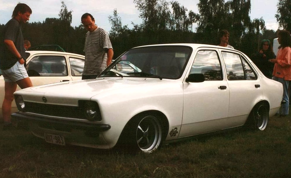 Opel Treffen Comeback: Pár dalších fotek z legendárních 90let :)  - Stránka 6 Fb_i2778