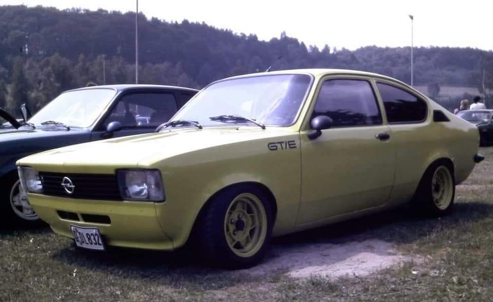 Opel Treffen Comeback: Pár dalších fotek z legendárních 90let :)  - Stránka 7 Fb_i4012