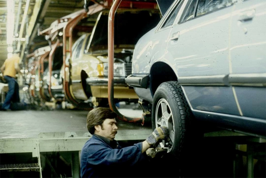 Dobové fotografie z Opel výroby v Rüsselsheimu v roce 1979 Fb_im146