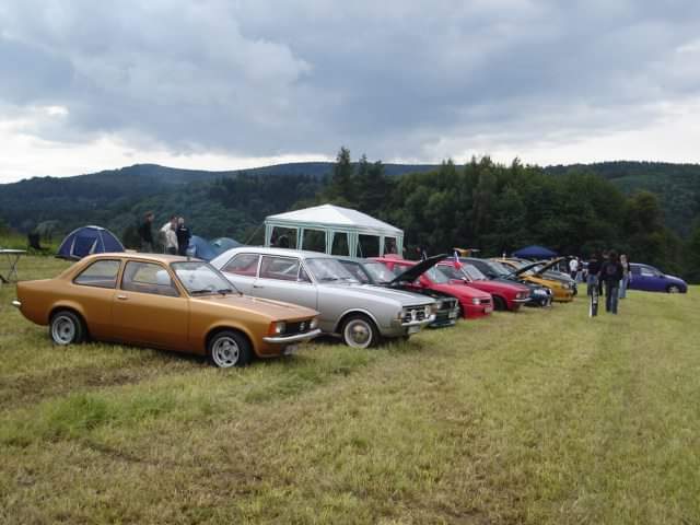 Z klubového archivu: Naše účast na Opel Treffen Schafberg 7/2009  Fb_img77