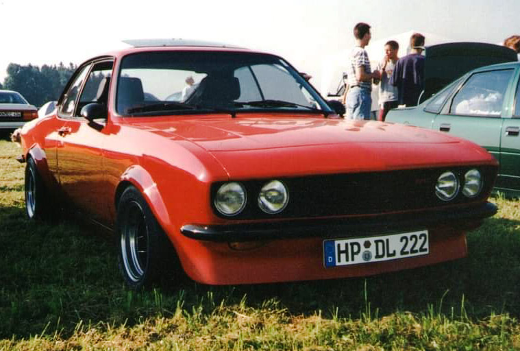 Odvážné a krásné devadesátá léta na Opel srazech :-)  - Stránka 2 Psx_1327