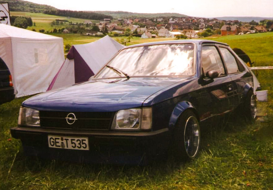 Opel Treffen Comeback: Pár dalších fotek z legendárních 90let :)  - Stránka 3 Psx_1386