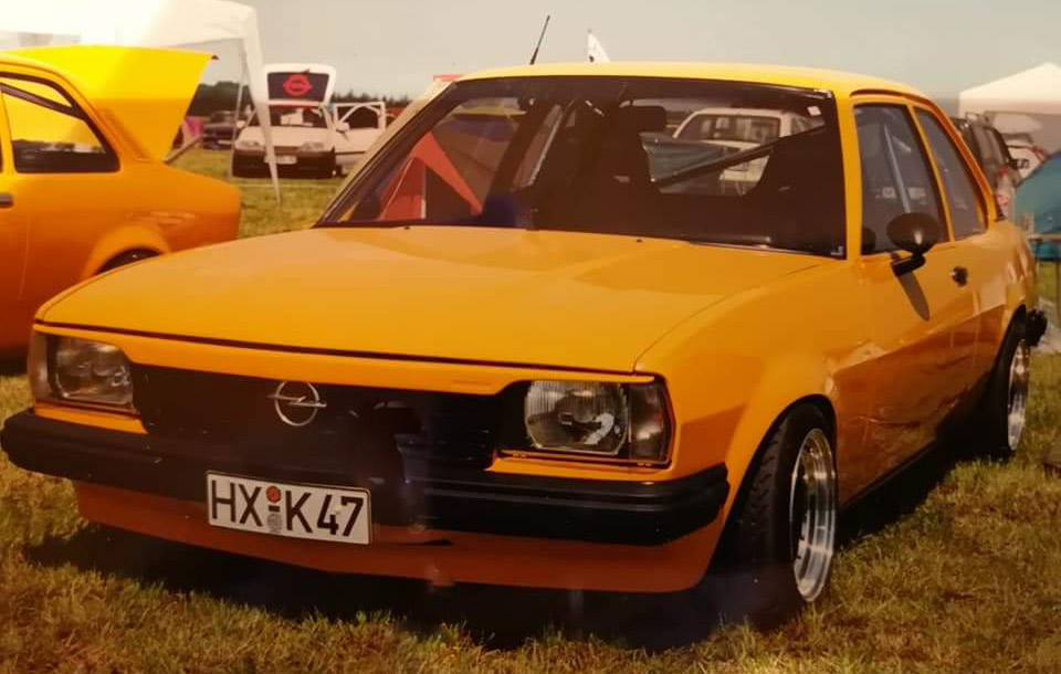 Odvážné a krásné devadesátá léta na Opel srazech :-)  - Stránka 2 Psx_2379