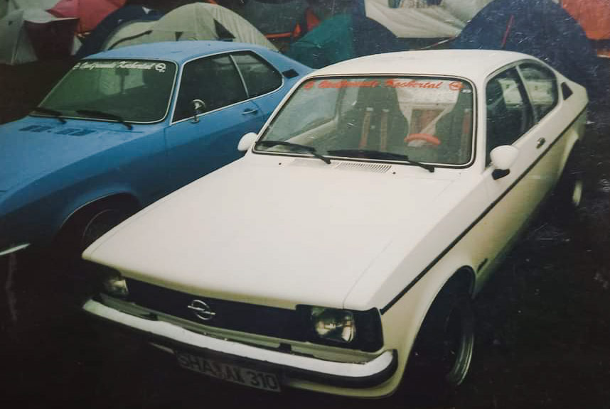 Opel Treffen Comeback: Zajímavé fotky ze srazu pořádaného v roce 2000  Psx_2509