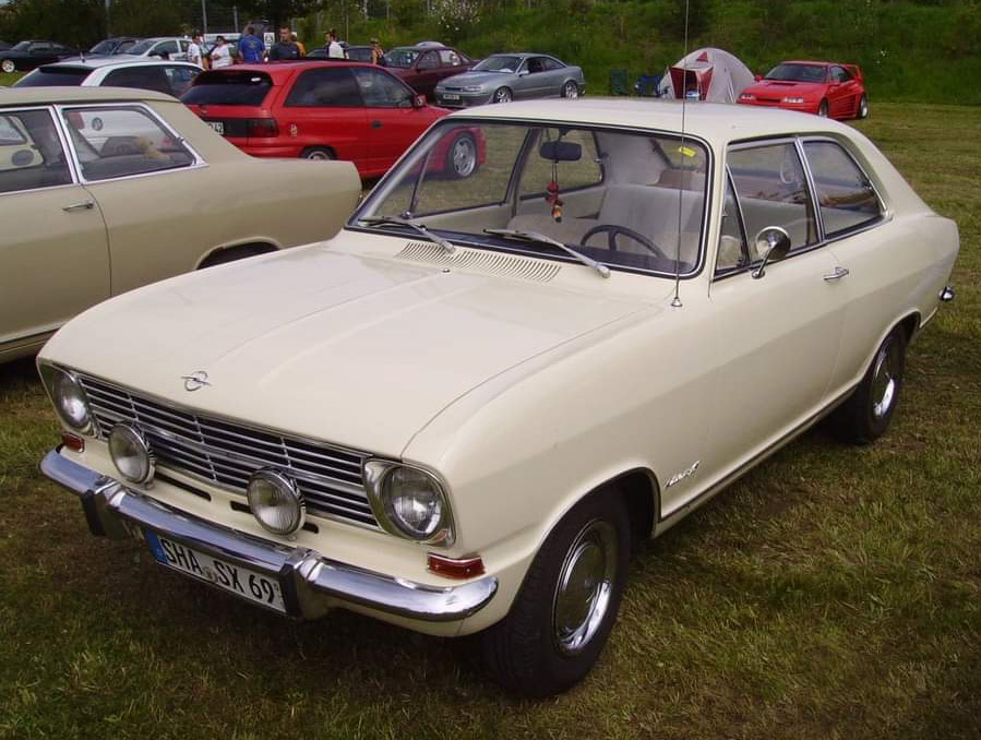 Opel Treffen Comeback: Pár pěkných fotek ze srazu v Tannhausenu 2007 Psx_2638