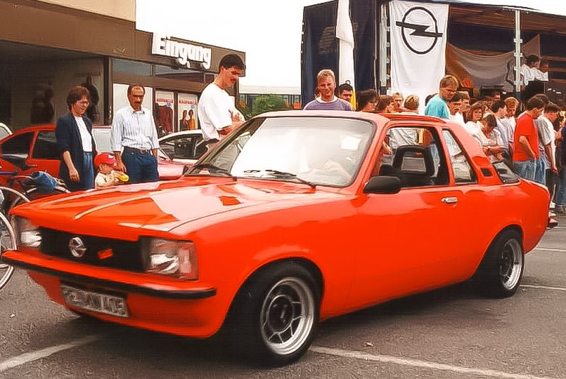 Opel Treffen Comeback: Pár dalších fotek z legendárních 90let :)  - Stránka 4 Psx_3350