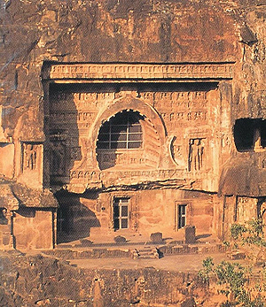 Первые пещерные храмы Индии 415