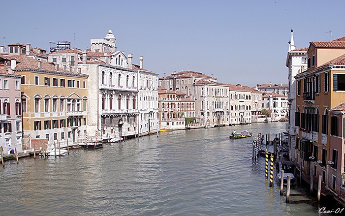 El gran canal Veneciano Imgp5823