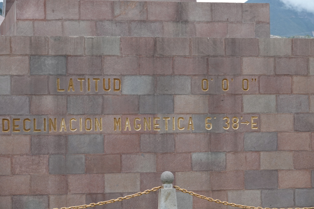 LA MITAD DEL MUNDO Dsc01812