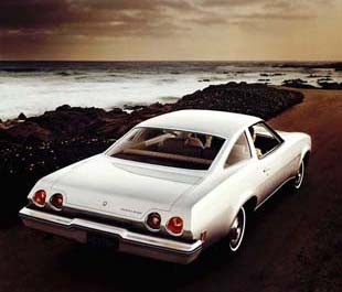 Plusieurs Photos : Chevrolet Chevelle Laguna (1973-1976) 53218311