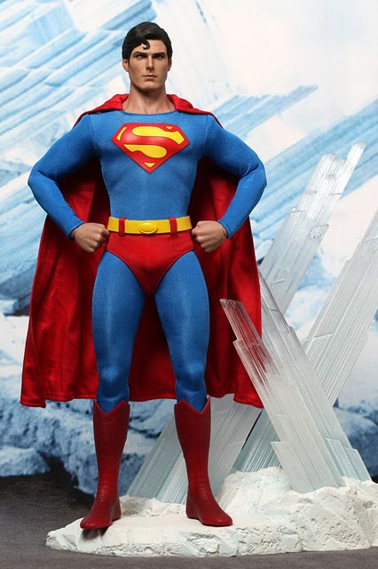 Superman 1/6 A.F. 905_su10