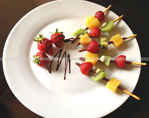 des fruits à un anniversaire pour enfant Pique10