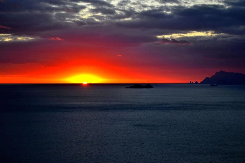 les plus belle photos de couchers de soleil 20608911