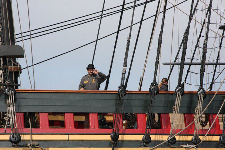 Les plus belle photos du HMS Bounty - Page 2 29390910