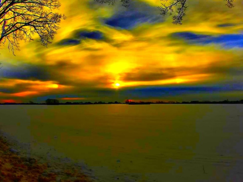 les plus belle photos de couchers de soleil - Page 5 42305310