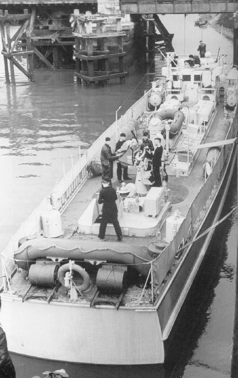 Schnellboot  ( Vedettes lance-torpilles) - Page 4 Longvi10