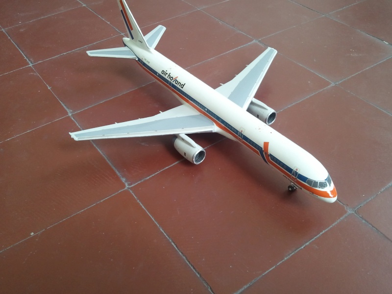 Boeing B757-200 Air Holland 1/144 20120659