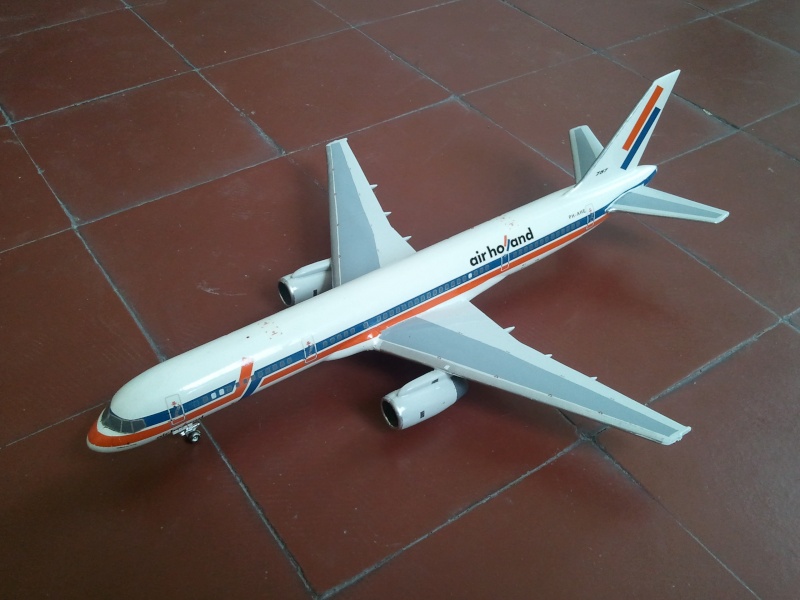 Boeing B757-200 Air Holland 1/144 20120660