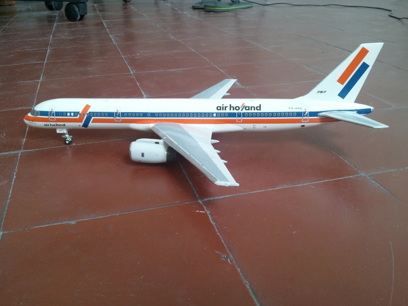 Boeing B757-200 Air Holland 1/144 20120663