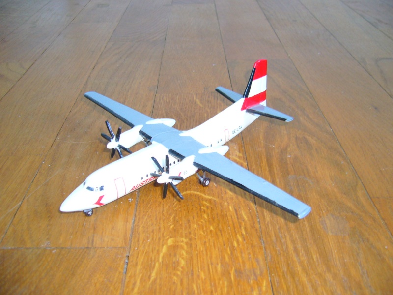 Fokker 50 DLT 1/144 de Welsh Models rénové P1010610