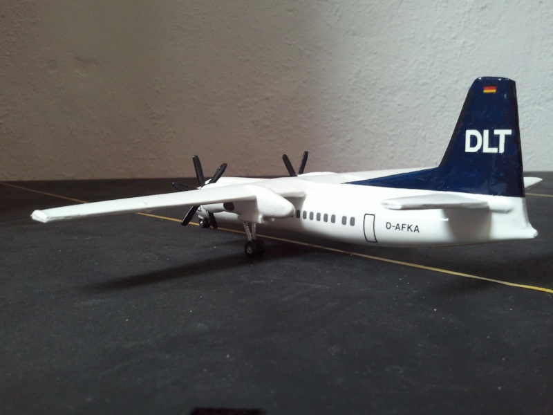 Fokker 50 DLT 1/144 de Welsh Models rénové Photo298