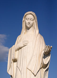 Prière à la Vierge Marie pour la Paix - Page 4 Marie139