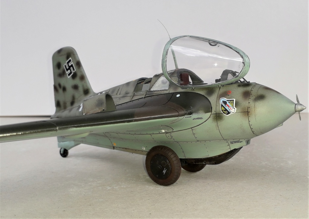 Messerschmitt Me 163 B Meng. 1/32 20220823