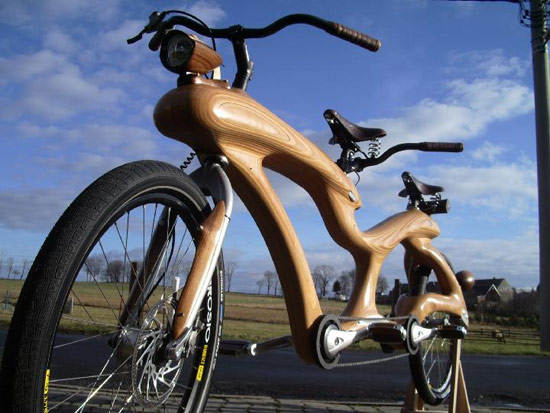 Basé sur l'ordre alphabétique, des noms de voitures, camions, dragsters, vélos, motos, tracteurs, bref tout ce qui roule !... - Page 2 Tandem12