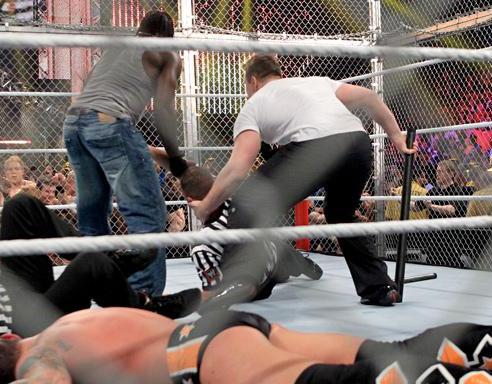 WWE HELL IN A CELL 2011 RESULTS Helltr13