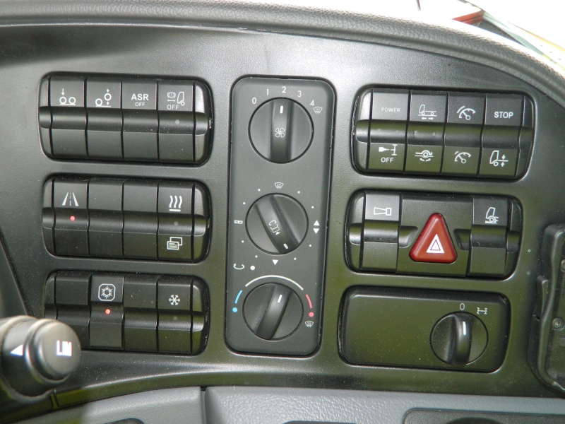 MB actros MP3 Megaspace: Innenbilder Dscn2232