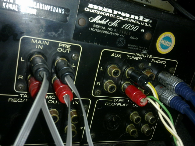 Marantz 1090 Vintage Stereo Intergrated Amplifier ( SOLD ) Back_p10