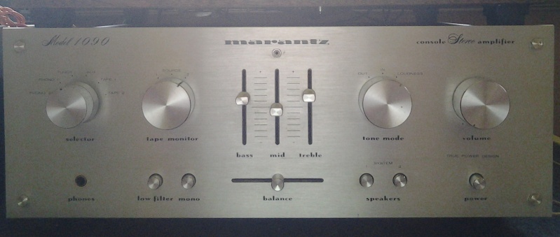 Marantz 1090 Vintage Stereo Intergrated Amplifier ( SOLD ) Marant12