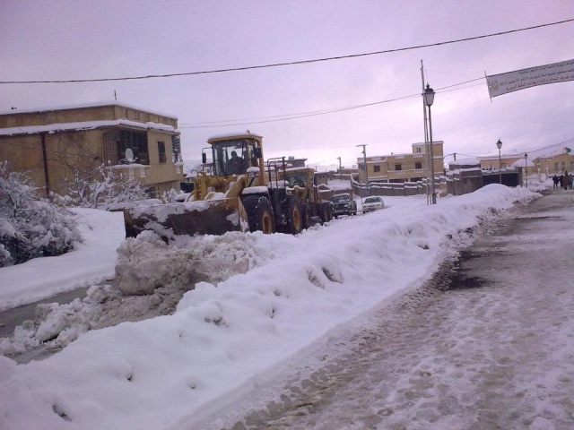 TITTEST :mon village sous la neige fevrier 201 40899010