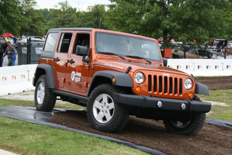 2011 ESPN Jeep Ultimate Tailgate Experience "US" 30146110