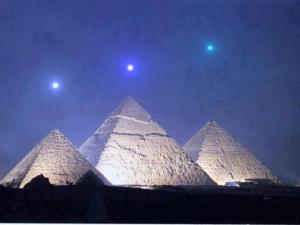 Toutes les planètes du système solaire dans le ciel nocturne Décembre 2012 Pyrami10