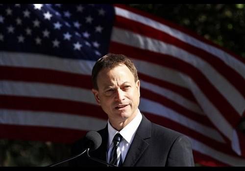 Gary Sinise - Page 23 53894310