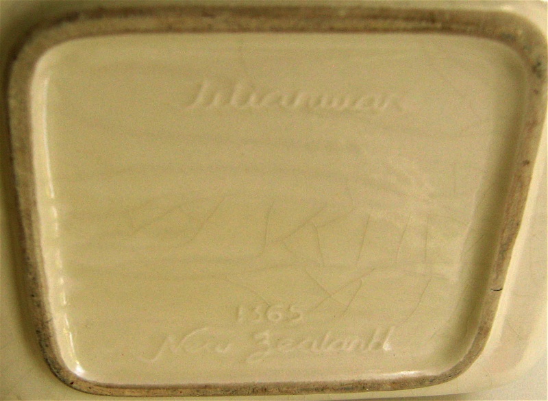 1365 Titian Biscuit Barrel Img_0818