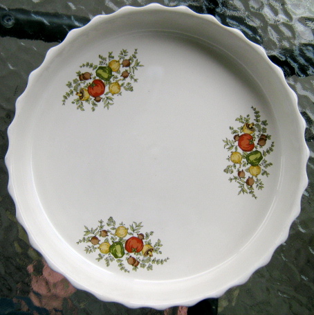 pattern - Fluted Pie Dish with vegetables and herbs pattern is Spice of Life d584 Img_1516