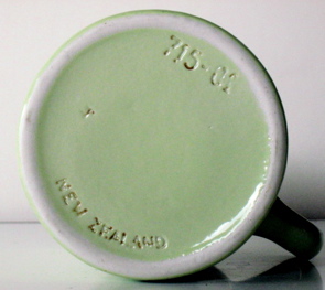 Comments Please - Yes it's a Crown Lynn 715 jug. Jug_7110