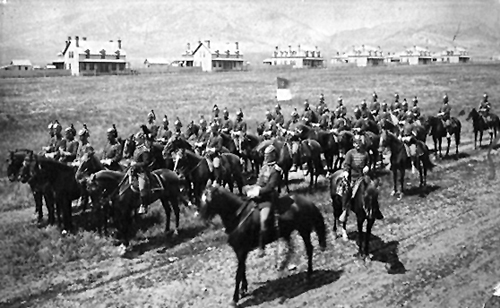 Forts of the old west  Parade10