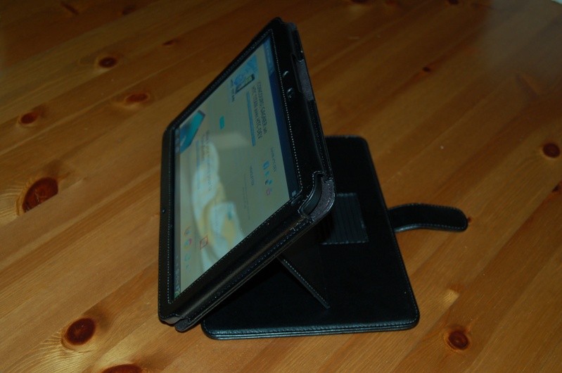 MOBILEFUN - [MOBILEFUN.FR] Test de la Housse Motorola XOOM SD TabletWear Advanced - Noire Dsc_0117
