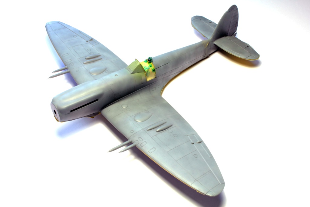 Spitfire Mk24 - Eduard (Airfix) 1/48 - terminé 04710