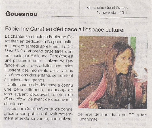 Fabienne Carat en dédicace à l'espace culturel -  Ouest France - 13/11/2011 30955011