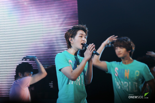 Photos du Leader Lee Jinki (Onew) Nagoya11