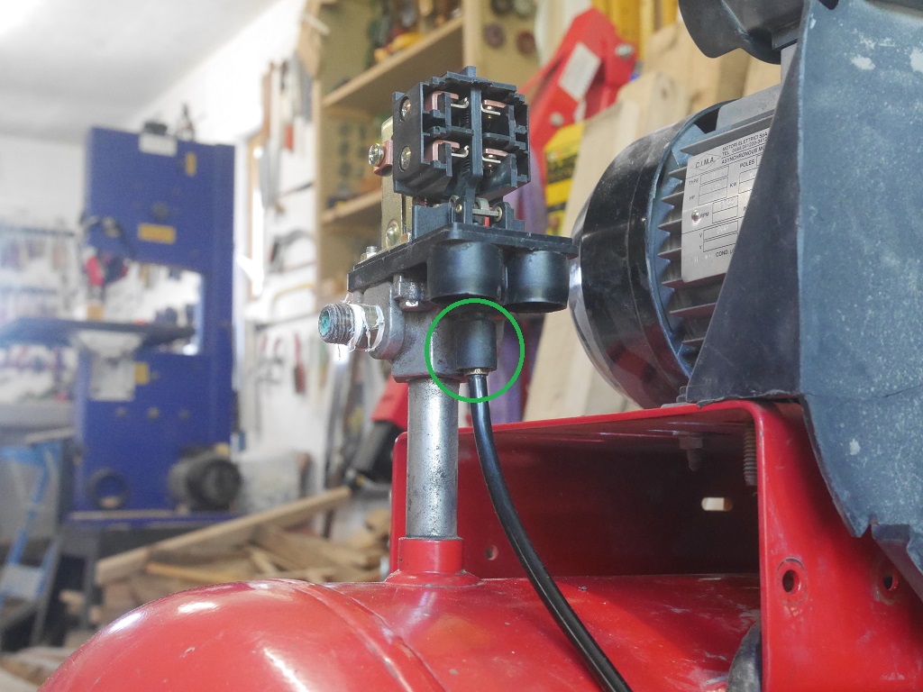 Démontage pressostat de compresseur air