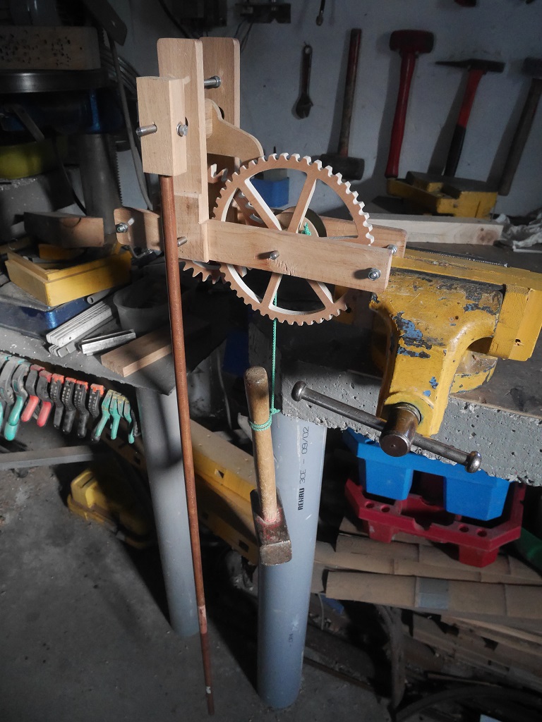 Concevoir une horloge squelette en bois - Page 5 P1050824