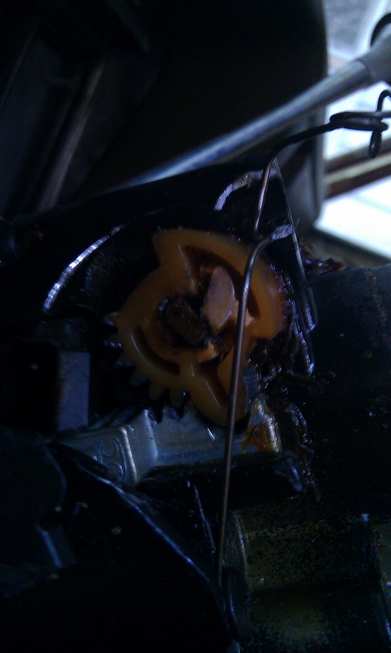 Ignition Cylinder Removal - 69 Rivy Imag0019