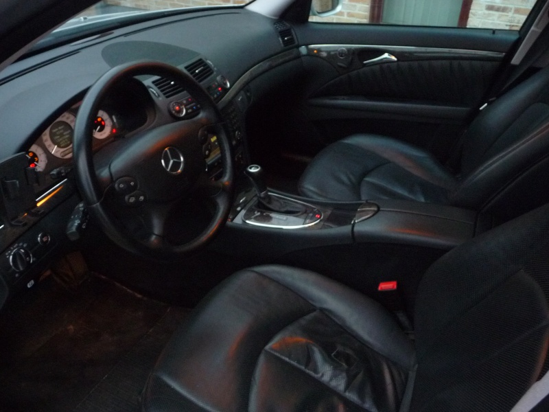 Mercedes E500 4matic avantgarde break P1020614