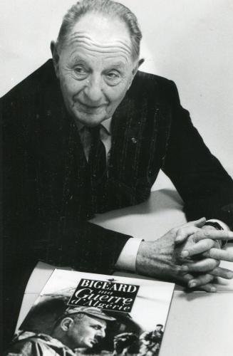 Le général Marcel BIGEARD 20110410