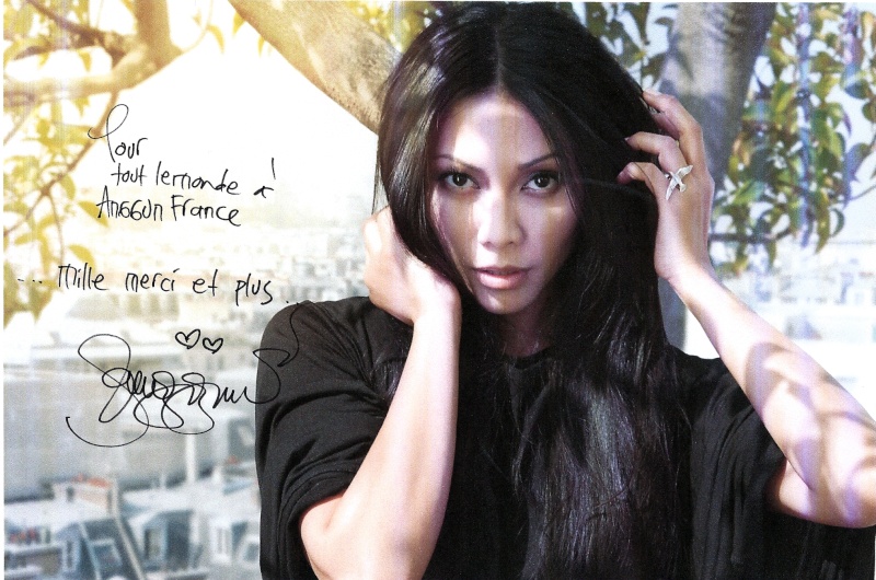 Anggun dans le Grand Studio de Mona FM - 06/04/12 14H30 Scan10
